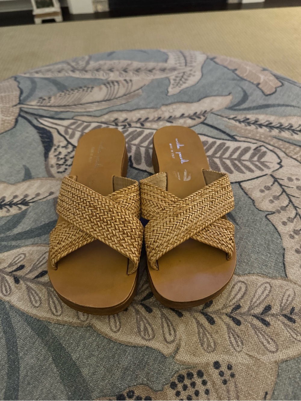 ❤️ Mila Paoli Woven Crisscross Slide Sandals - Tan